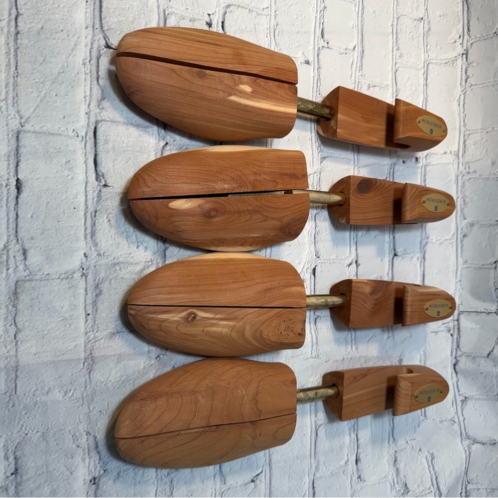 Nordstrom Cedar Shoe Trees (Set of 4) large and xl - Picture 5 of 7